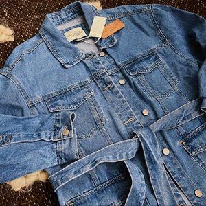 100% Cotton denim workwear jacket with tie belt